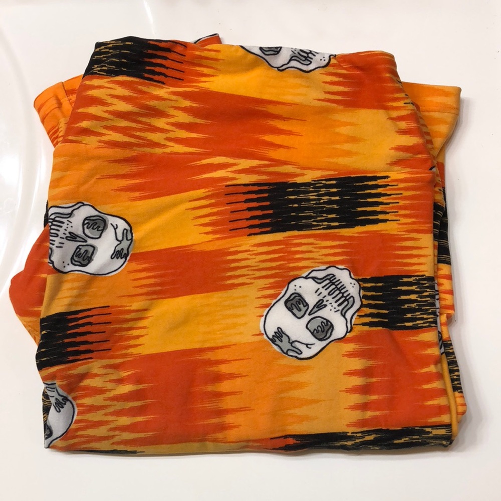 LulaRoe Halloween Skull Leggings TC2